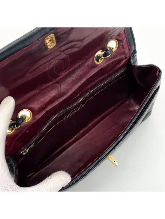 Chanel Mademoiselle Quilted Chain Shoulder Bag Vintage - Picture 16 of 16